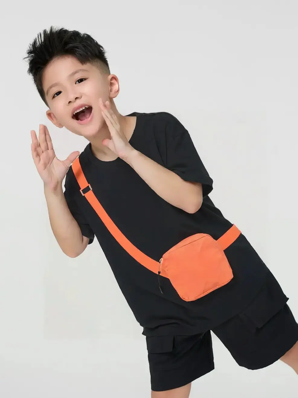 Áo Phông Tú Ốp Có Khoá