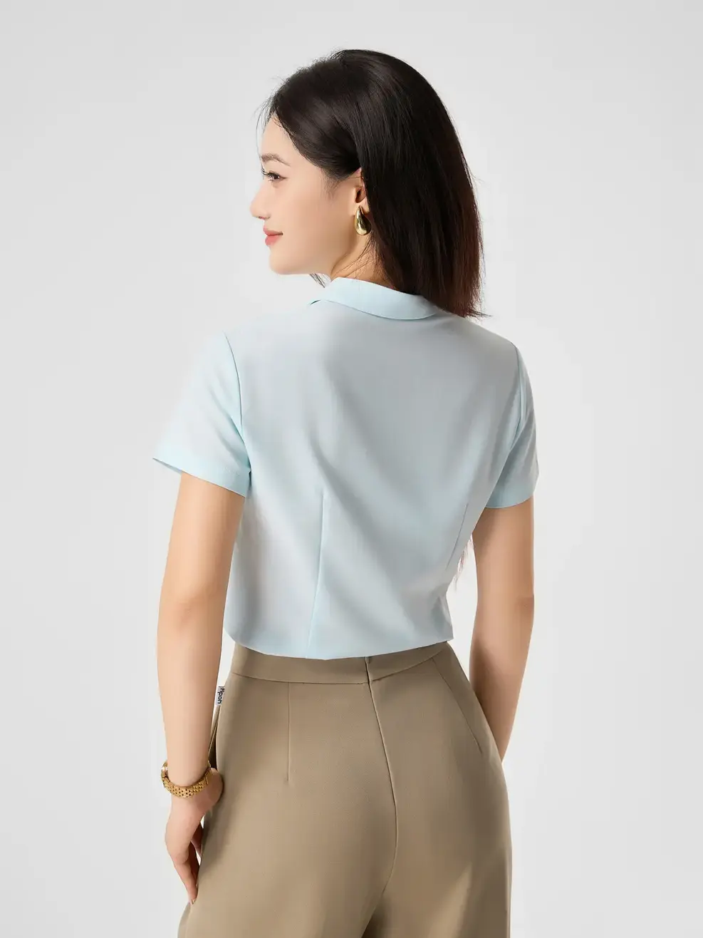 Áo sơ mi nữ polyester nano solid cộc tay cơ bản - Ảnh 3